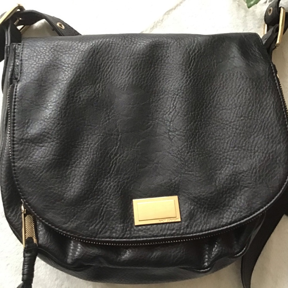 Black leather purse.